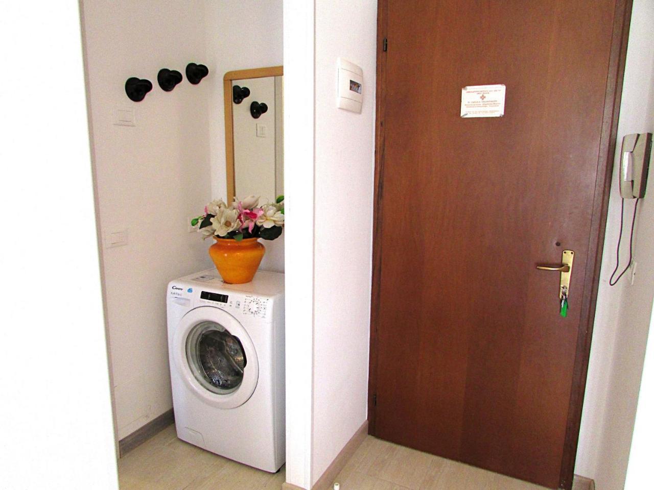 Isi Apartment บิบิโอเน ภายนอก รูปภาพ